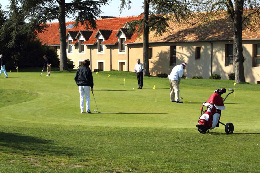 golf-courson-monteloup-a1